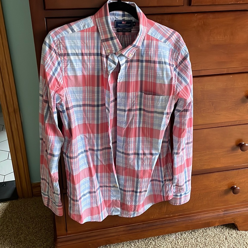 MENS’ VINEYARD VINES PERFORMANCE BUTTON-DOWN
